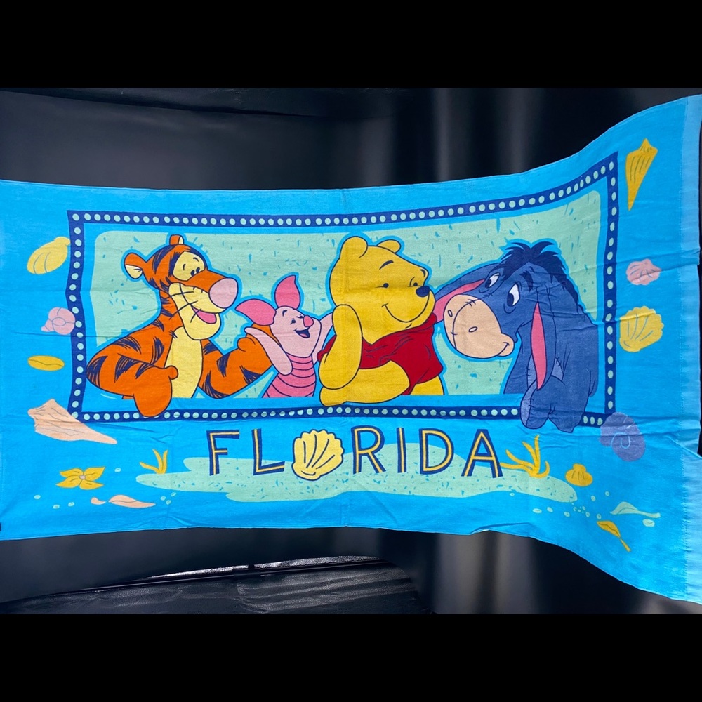 Disney Florida Winnie the Pooh Beach Towel